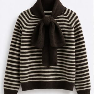 Jersey de punto rayas con cuello envolvente marrón